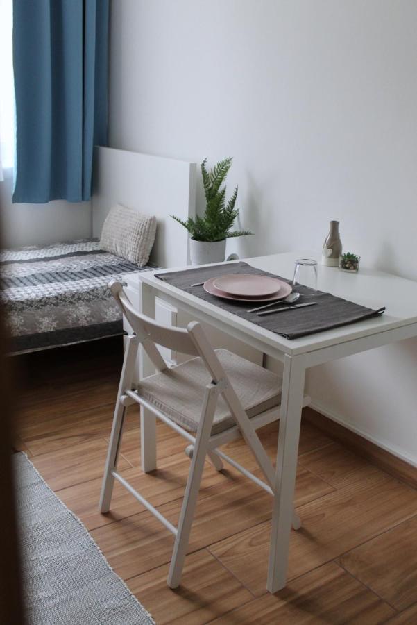 Altair Airport Apartman Vecsés Exteriör bild
