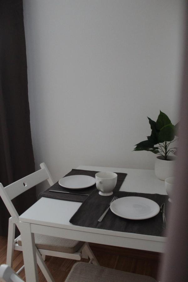 Altair Airport Apartman Vecsés Exteriör bild