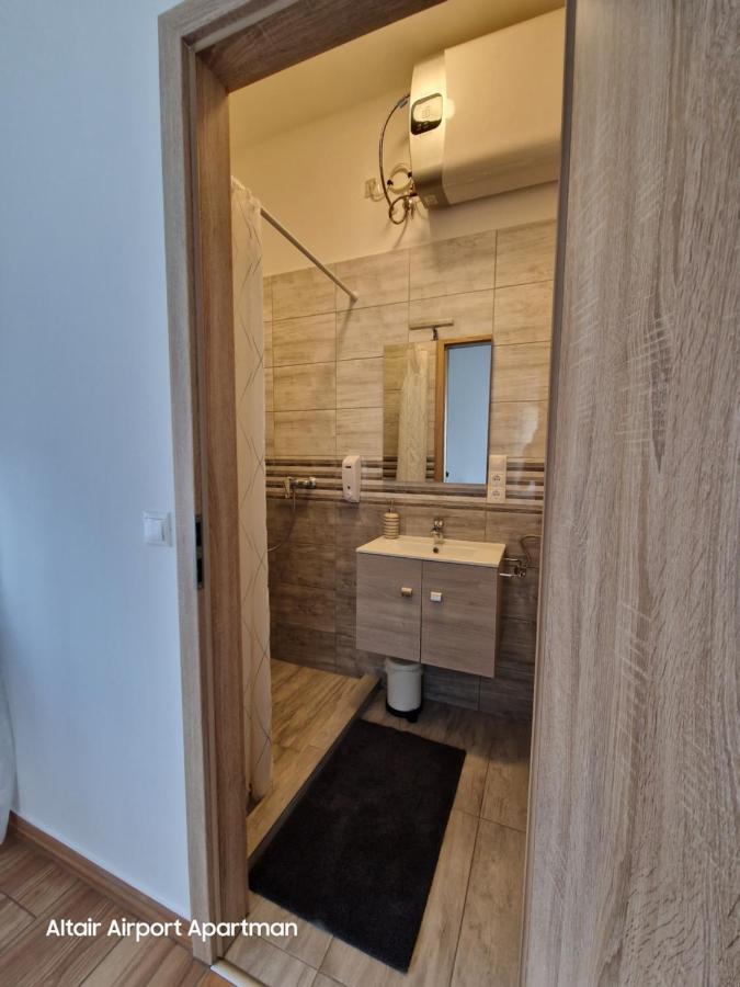 Altair Airport Apartman Vecsés Exteriör bild