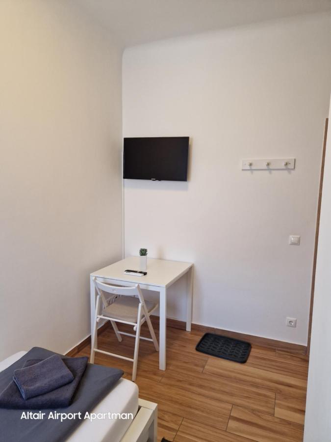 Altair Airport Apartman Vecsés Exteriör bild