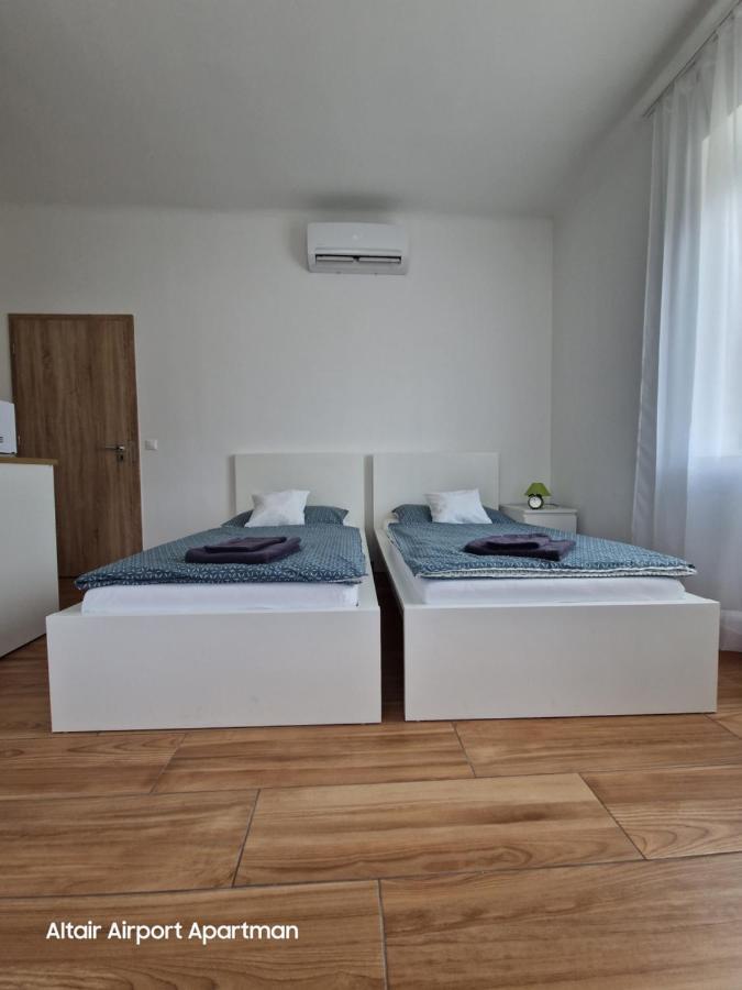 Altair Airport Apartman Vecsés Exteriör bild