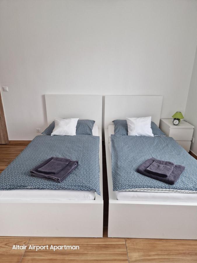 Altair Airport Apartman Vecsés Exteriör bild