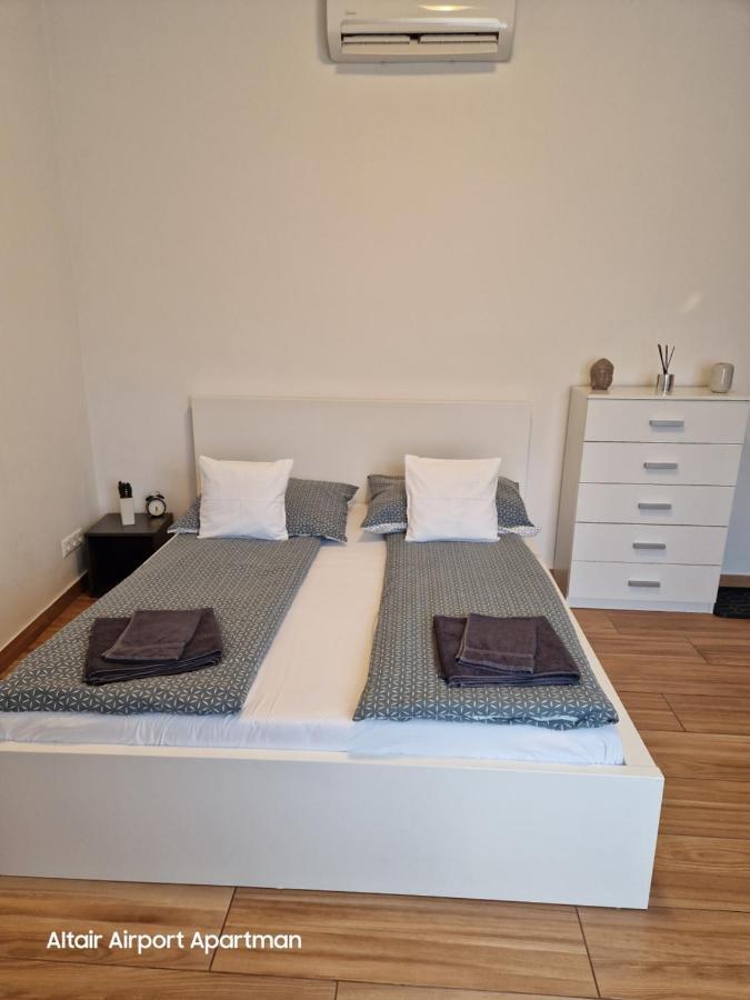 Altair Airport Apartman Vecsés Exteriör bild