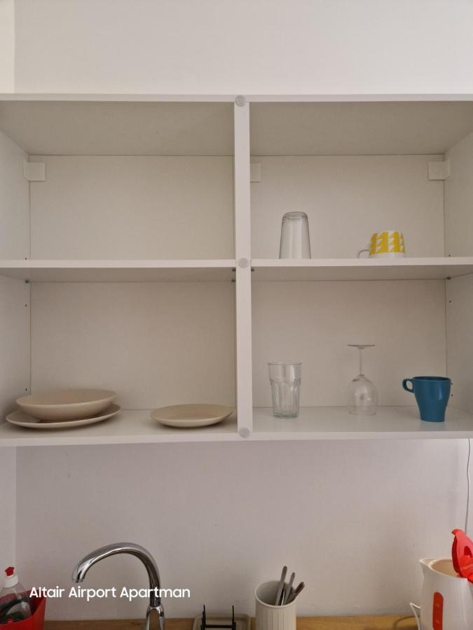 Altair Airport Apartman Vecsés Exteriör bild