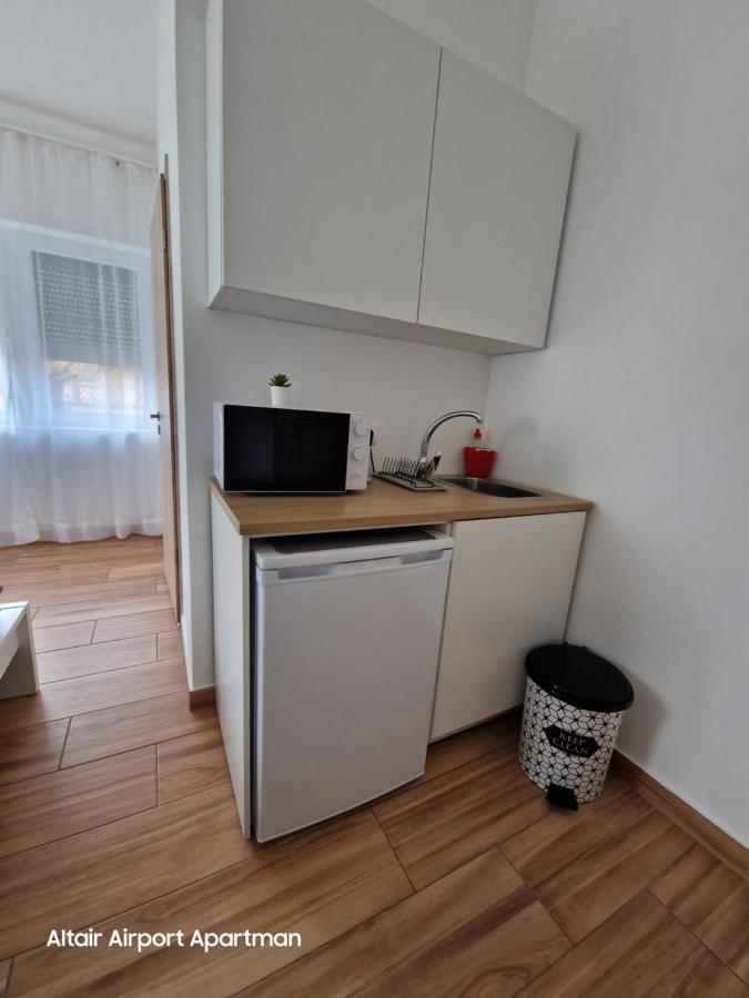 Altair Airport Apartman Vecsés Exteriör bild